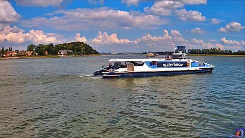 Dordrecht 3 River Point webcam