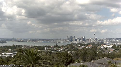 sky-tower-auckland-harbour-live-webcam-new-zealand