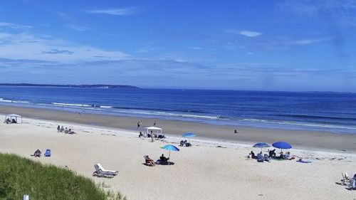 Live Alouette Beach Resort Webcam, Old Orchard Beach, Maine USA